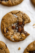 Load image into Gallery viewer, Nowhere Bakery Candy Bar Cookie